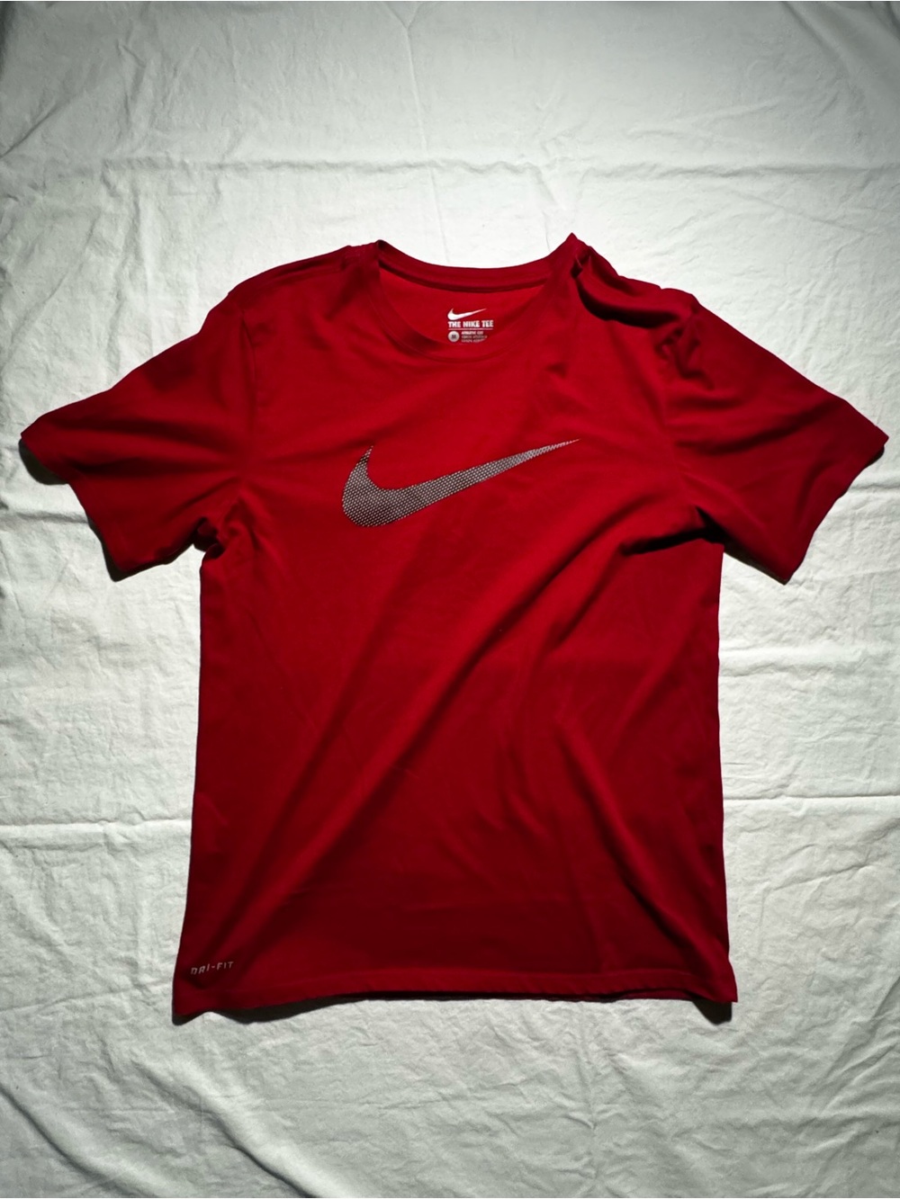 Nike Men’s Red Dri-FIT Logo Tee Size Medium